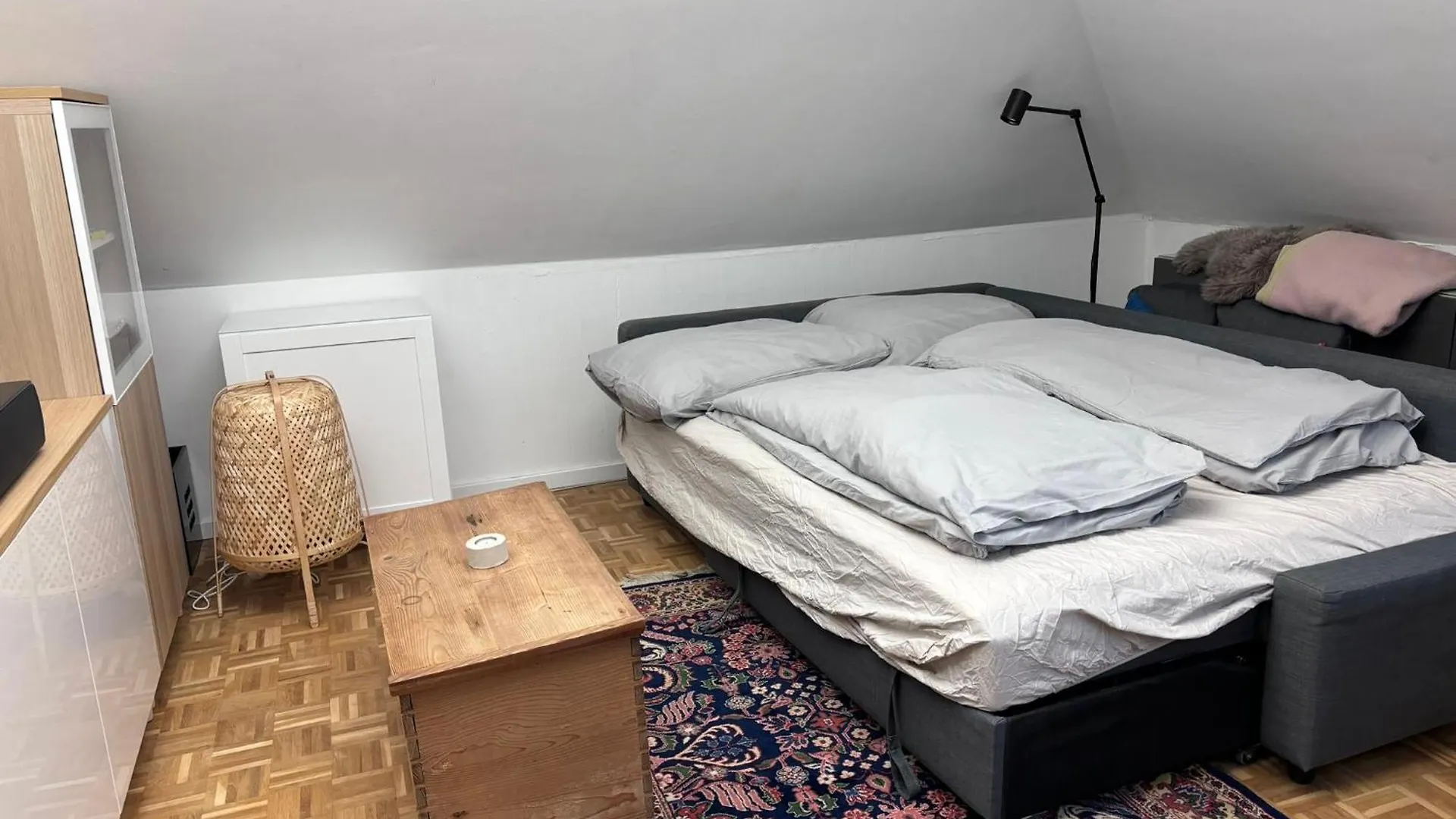 Ruhiges Apartment Mit Dachterrasse In Salzburg Österrike